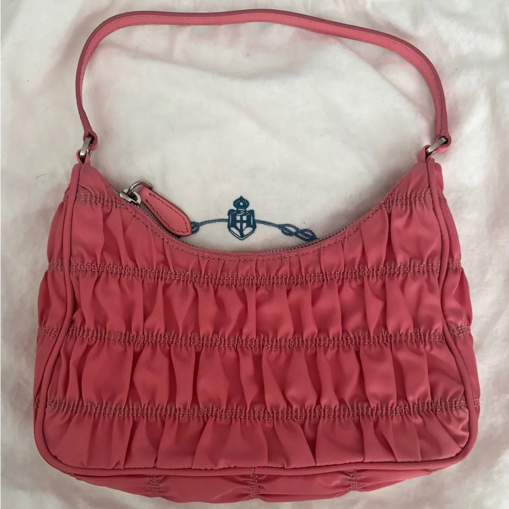 Prada Hobo Tessuto Gaufre with Saffiano - Picture 3 of 10